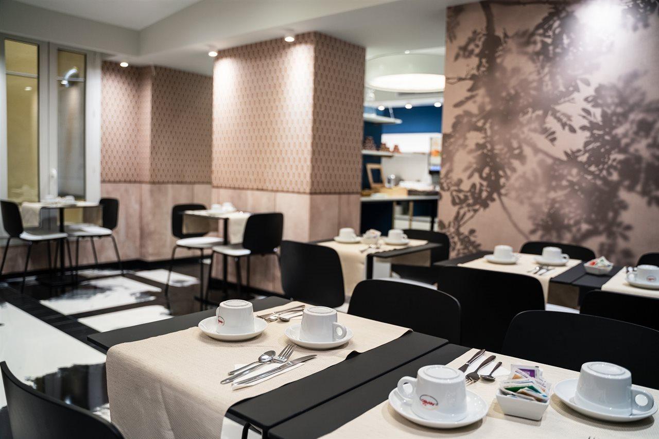 Univers 4* Nizza