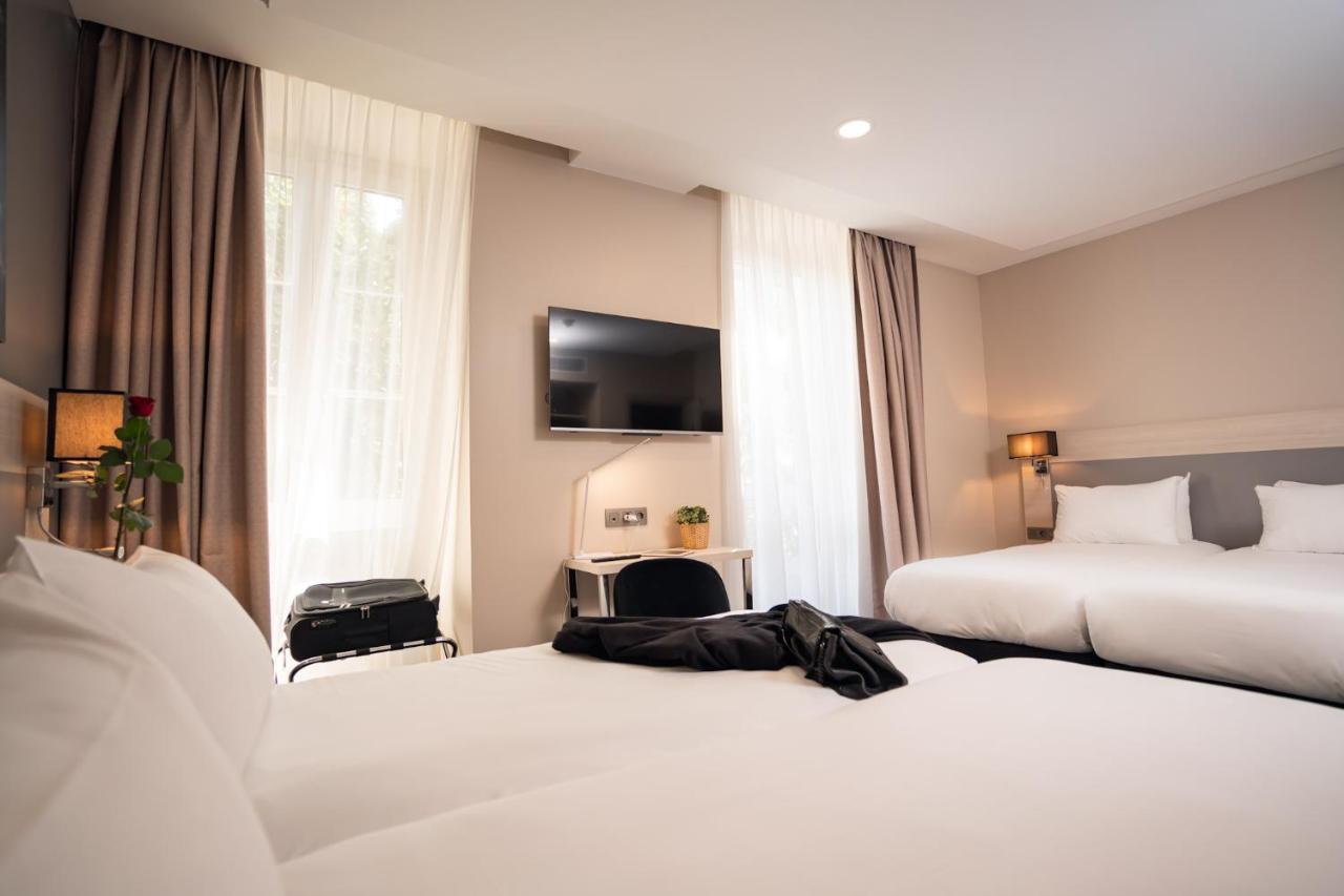 Univers 4* Nice