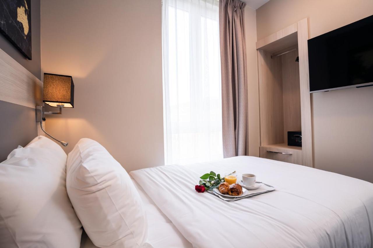 Hotel Univers 4*