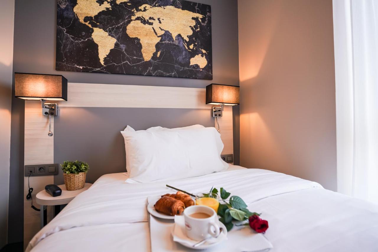 Hotel Univers 4*